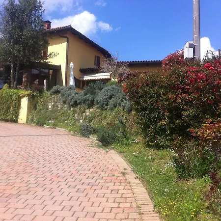 Farm stay Tre Tigli Asti