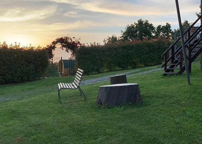 Lantgård Tre Tigli Asti